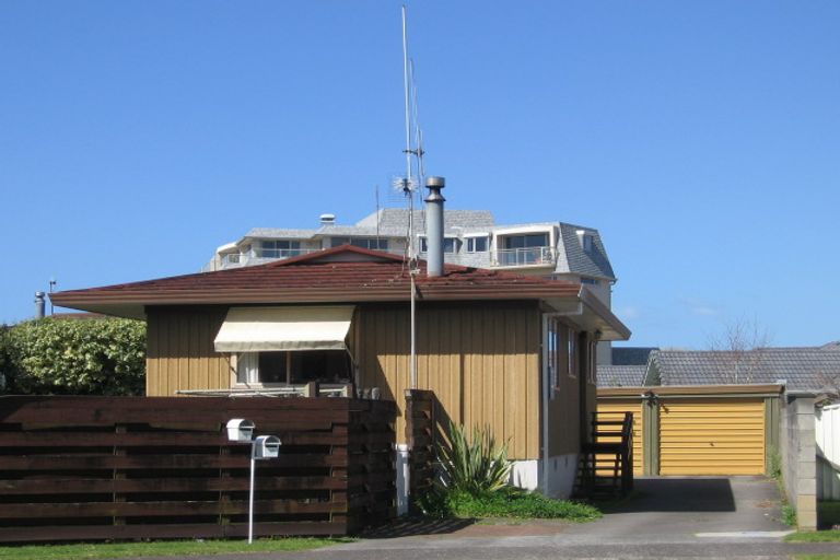 Photo of property in 10b Moorea Place, Mount Maunganui, 3116