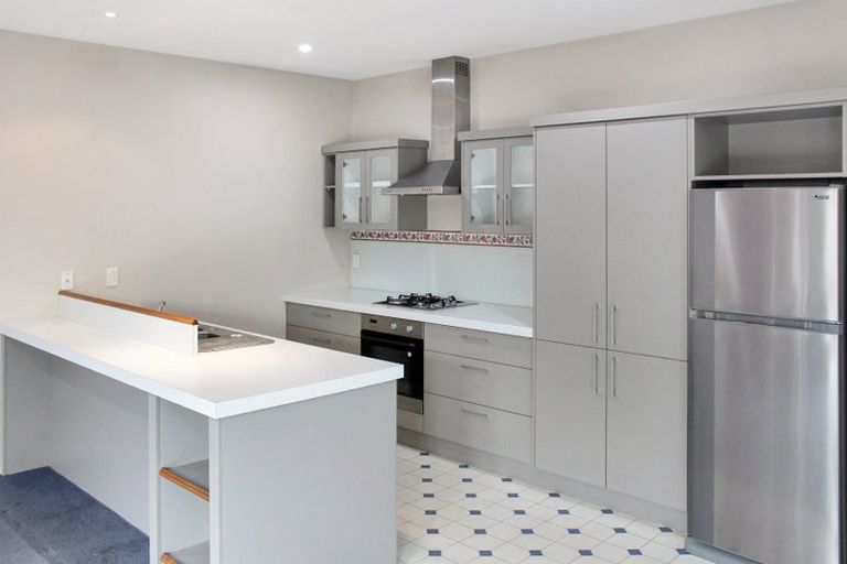 Photo of property in 8 Okuku Place, Hei Hei, Christchurch, 8042