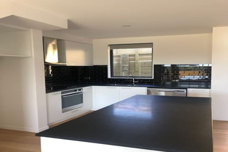 Photo of property in 7/52 High Street, Island Bay, Wellington, 6023