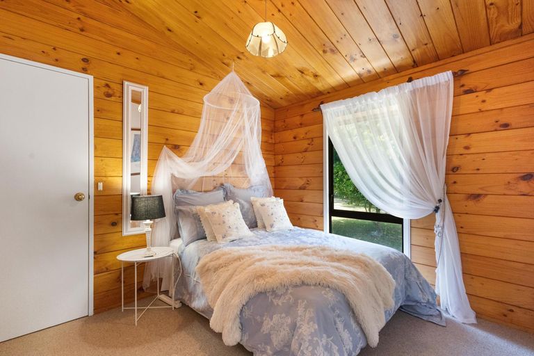 Photo of property in 5 Gordon Place, Leamington, Cambridge, 3432