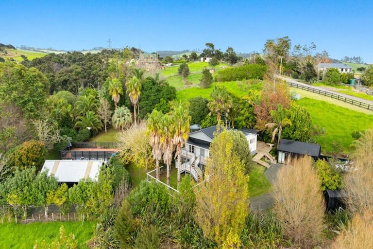 Photo of property in 12 Onewhero Road, Kaukapakapa, Warkworth, 0984