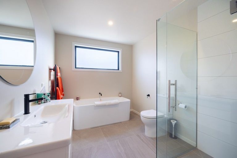 Photo of property in Northlake, 25 Gladbrook Street, Wanaka, 9305