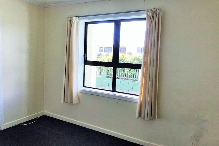 Photo of property in 23 Smiths Avenue, Papakura, 2110