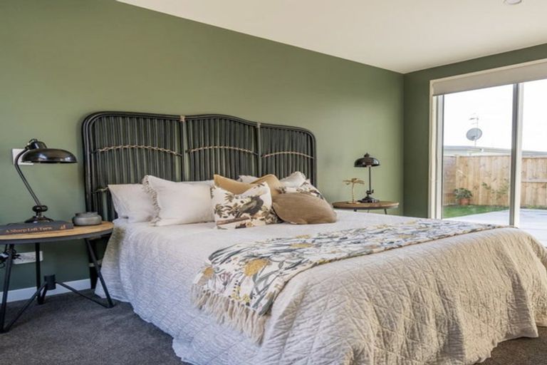 Photo of property in 6 Whau Lane, Papamoa, 3118