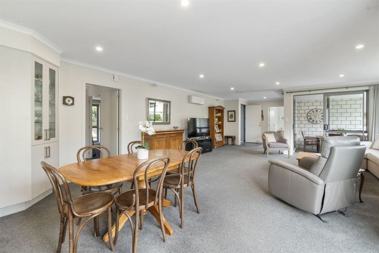 Photo of property in 14 Saltwood Lane, Bethlehem, Tauranga, 3110