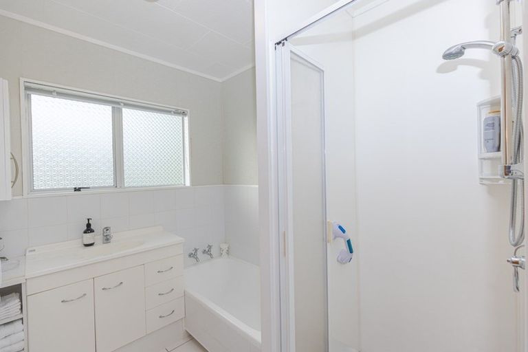 Photo of property in 12 Totara Place, Pahiatua, 4910