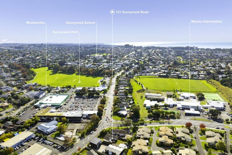 Photo of property in 121 Sunnynook Road, Forrest Hill, Auckland, 0620