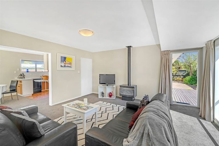 Photo of property in 70a Cutts Road, Russley, Christchurch, 8042