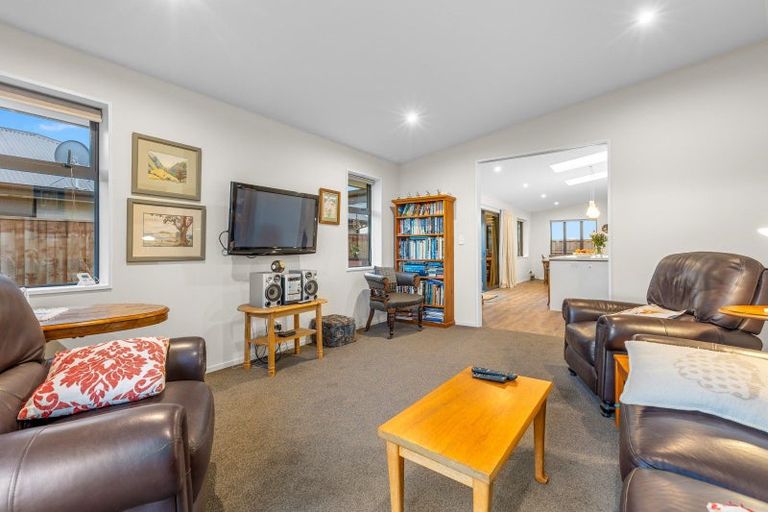 Photo of property in 11 Claremont Crescent, Amberley, 7410
