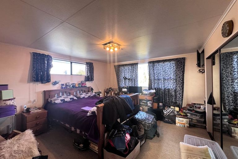 Photo of property in 13 Pirinoa Street, Feilding, 4702