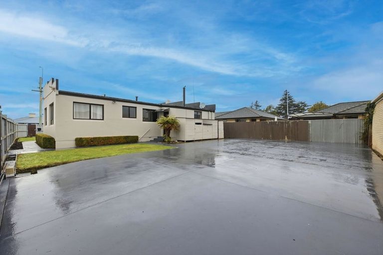 Photo of property in 69 Marshland Road, Shirley, Christchurch, 8061