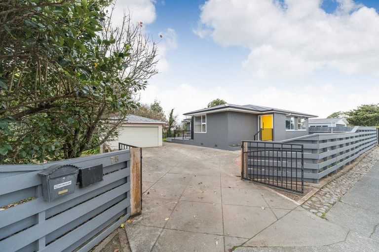 Photo of property in 75 Derby Street, Feilding, 4702