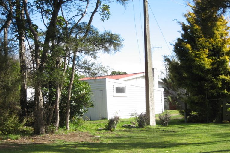 Photo of property in 35 Te Heuheu Parade, Tauranga Taupo, Turangi, 3382