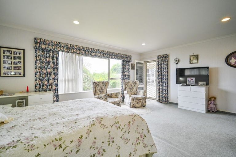 Photo of property in 36 Kopanga Road, Havelock North, 4130