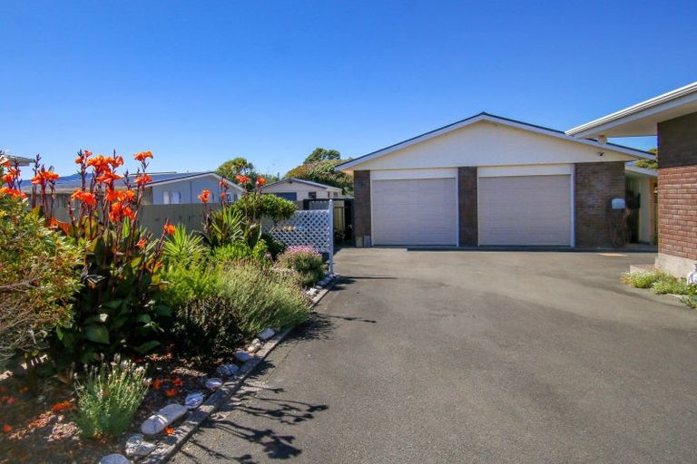 Photo of property in 33 Marine Parade, Carters Beach, Westport, 7825