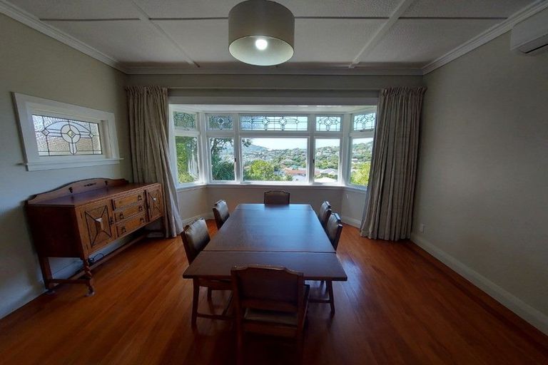 Photo of property in 17 Henderson Street, Karori, Wellington, 6012