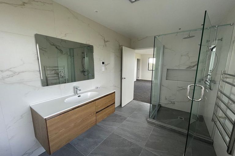 Photo of property in 6 Kate Duncan Drive, Swanson, 0614