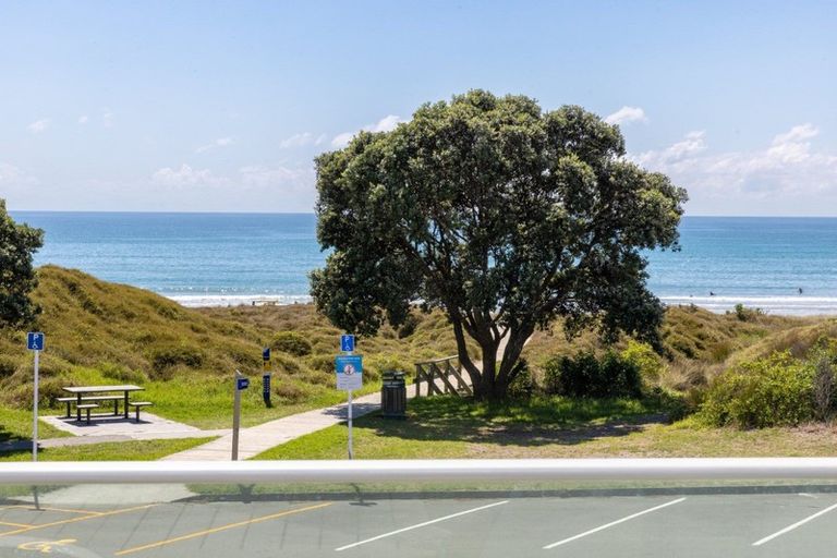 Photo of property in 204/136 Marine Parade, Mount Maunganui, 3116
