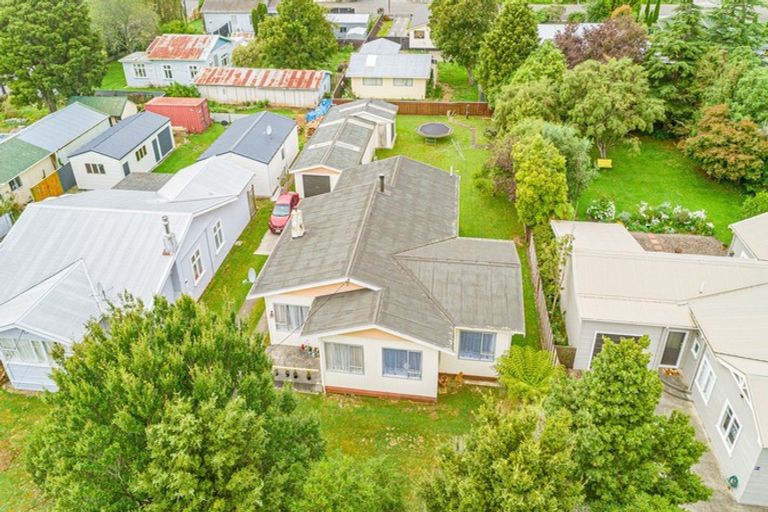 Photo of property in 79 Tyndall Street, Pahiatua, 4910