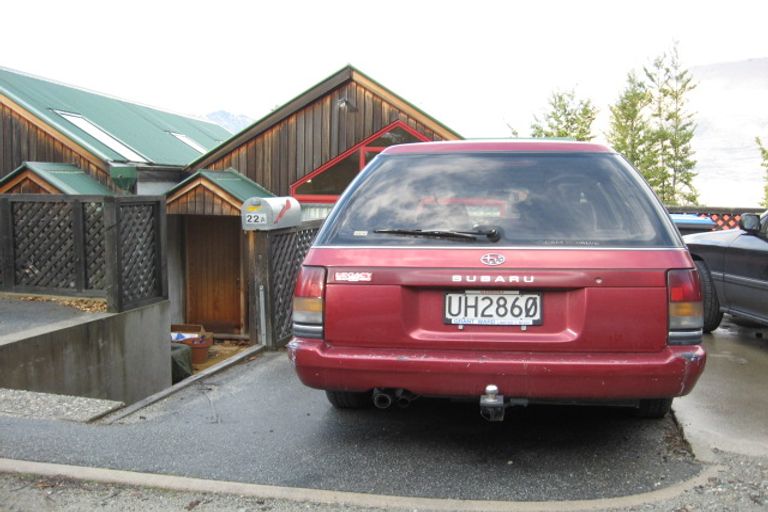 Photo of property in 22b Evergreen Place, Sunshine Bay, Queenstown, 9300