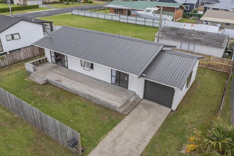 Photo of property in 97a Cook Drive, Whitianga, 3510