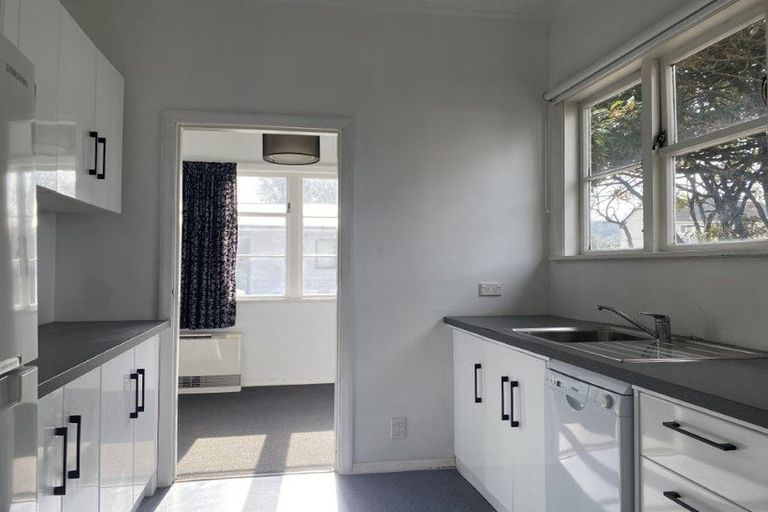 Photo of property in 871 High Street, Boulcott, Lower Hutt, 5011
