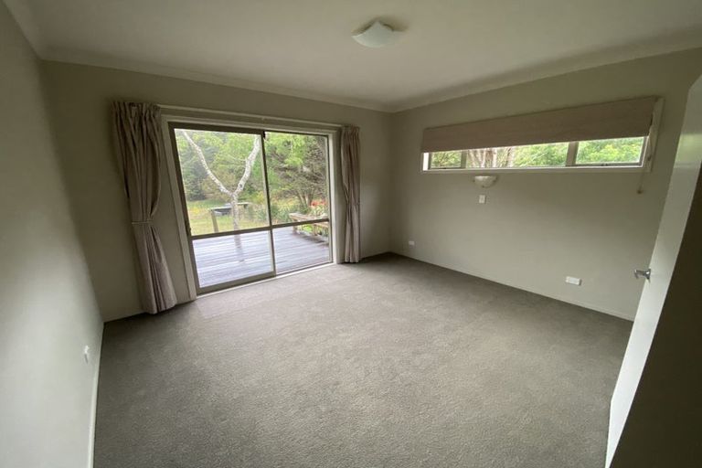 Photo of property in 122 Upper Waiwera Road, Puhoi, Silverdale, 0994