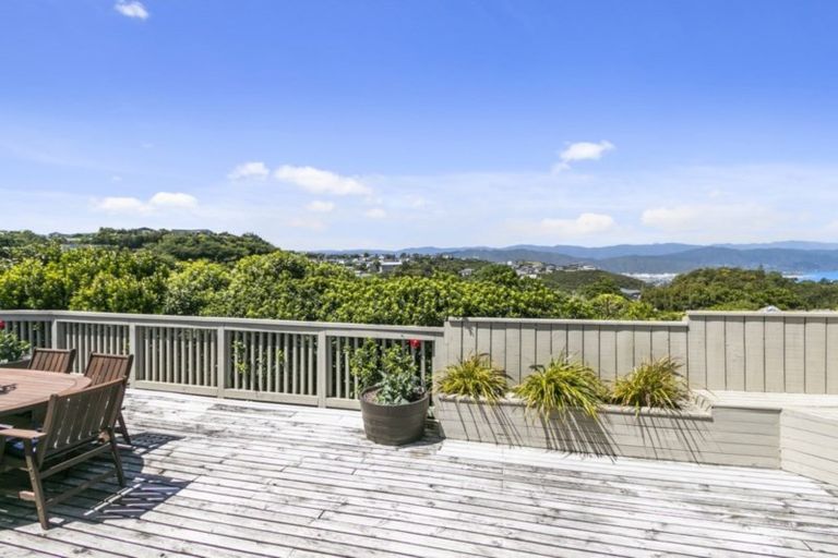 Photo of property in 7 Acacia Avenue, Maungaraki, Lower Hutt, 5010