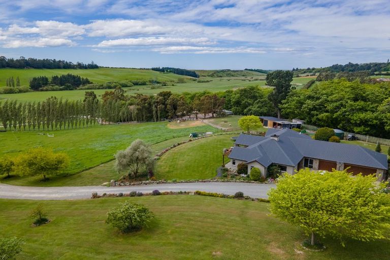 Photo of property in 151 Oakwood Road, Hadlow, Timaru, 7974