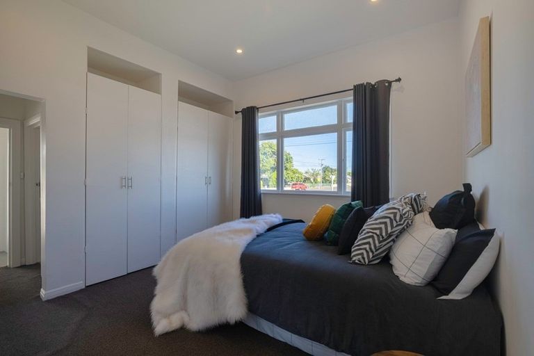 Photo of property in 40 Weraroa Road, Levin, 5510