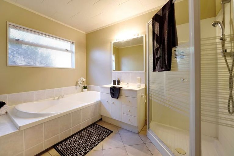 Photo of property in 13 Saunders Crescent, Stoke, Nelson, 7011