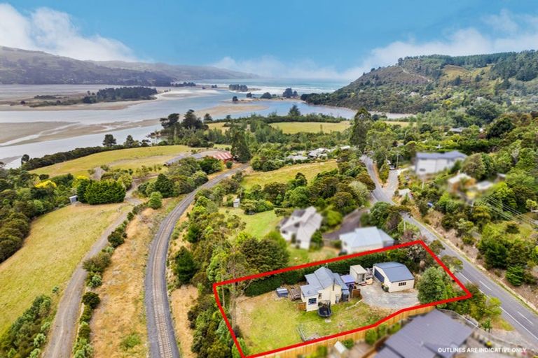 Photo of property in 117 Doctors Point Road, Waitati, 9085