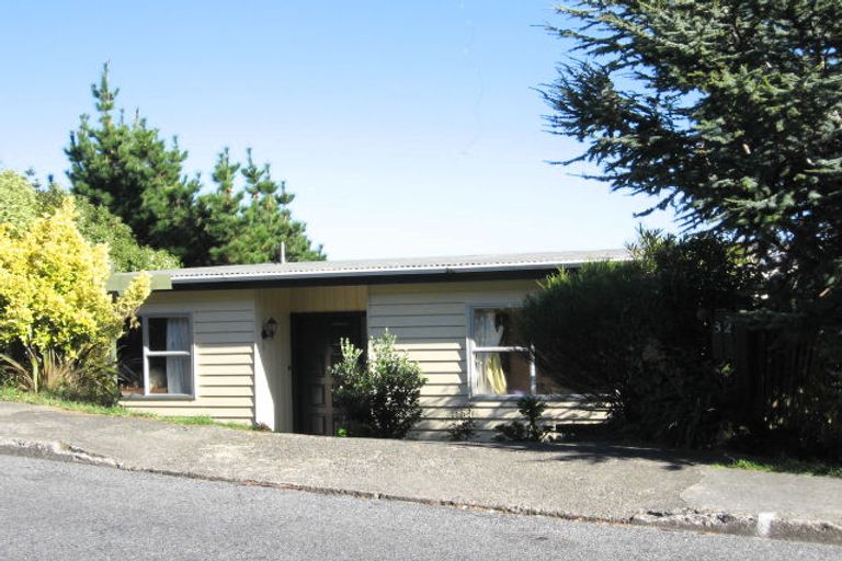 Photo of property in 32 Lord Street, Stokes Valley, Lower Hutt, 5019