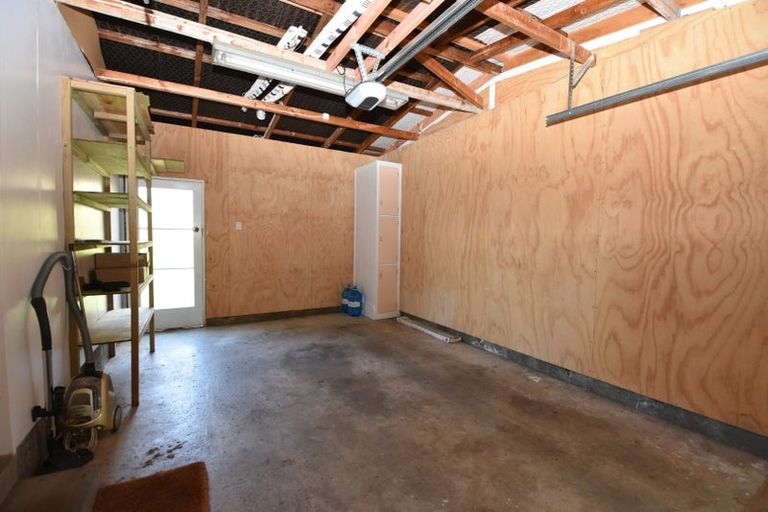 Photo of property in 53 Richmond Road, Carterton, 5713