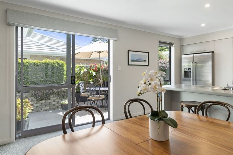 Photo of property in 14 Saltwood Lane, Bethlehem, Tauranga, 3110