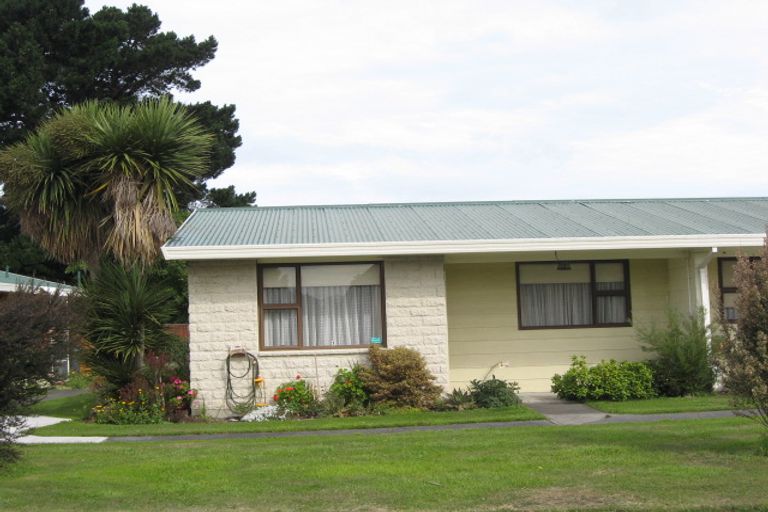 Photo of property in 15 Walsall Street, Addington, Christchurch, 8024