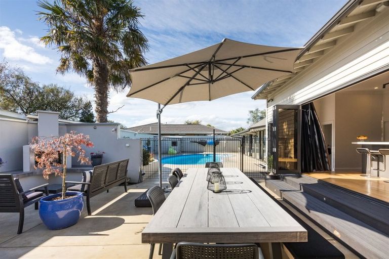 Photo of property in 47 Rangitane Street, Palmerston North, 4414