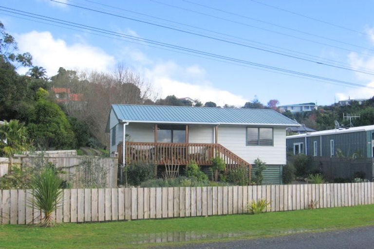 Photo of property in 72c Beach Road, Onerahi, Whangarei, 0110
