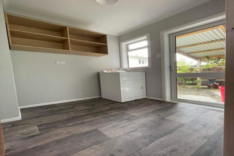 Photo of property in 2/18 Eldon Grove, Taita, Lower Hutt, 5019