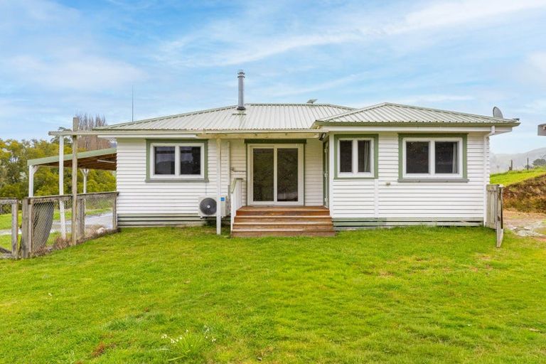 Photo of property in 937 Ongarue Waimiha Road, Waimiha, Ongarue, 3997