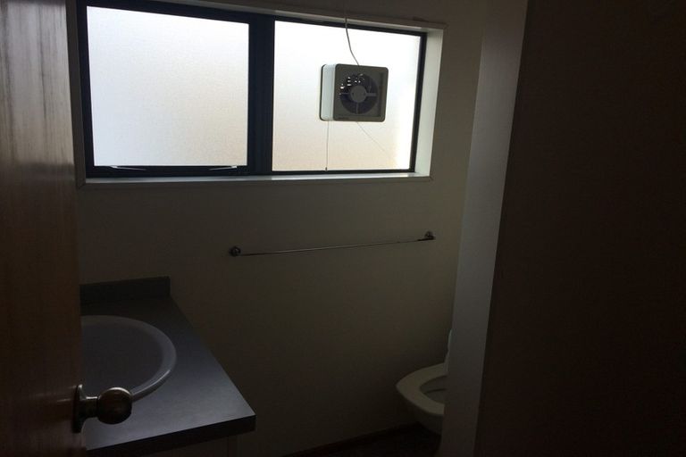 Photo of property in 2/30 Picton Avenue, Riccarton, Christchurch, 8011