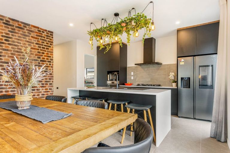 Photo of property in 7 Balthazar Road, Kumeu, 0810