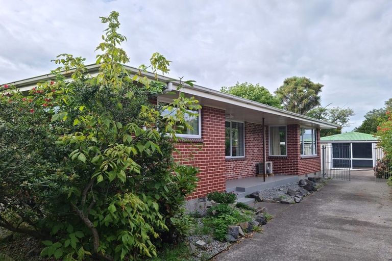 Photo of property in 5 Wyatt Place, Russley, Christchurch, 8042