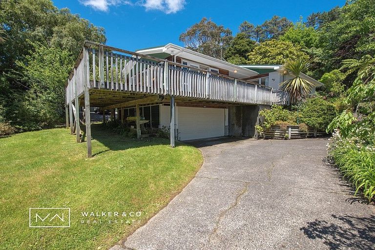 Photo of property in 9 Zeala Grove, Stokes Valley, Lower Hutt, 5019