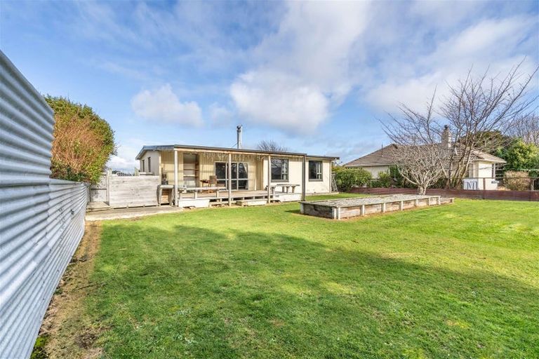 Photo of property in 64 Highfield Terrace, Newfield, Invercargill, 9812
