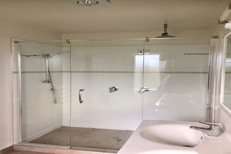 Photo of property in 11 Kingsbridge Drive, Burwood, Christchurch, 8083