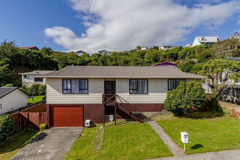 Photo of property in 27 Invercargill Drive, Kelson, Lower Hutt, 5010