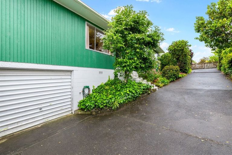 Photo of property in 26 Royal Road, Massey, Auckland, 0614