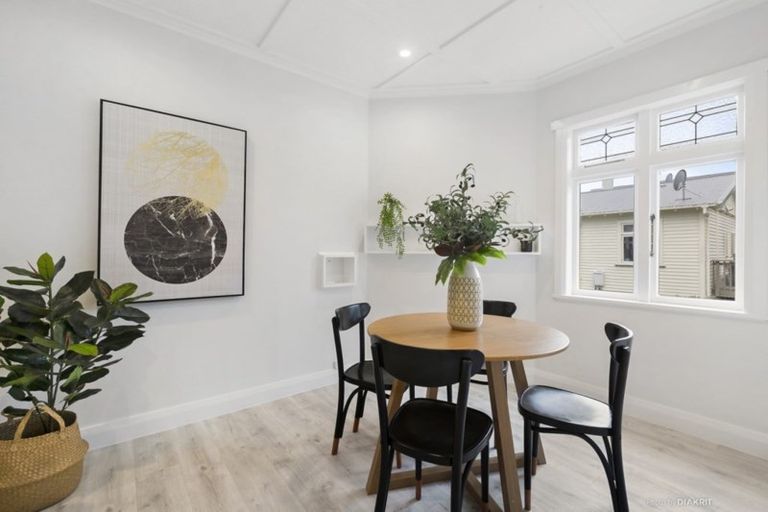 Photo of property in 29 Agra Crescent, Khandallah, Wellington, 6035