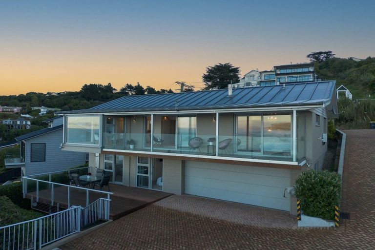 Photo of property in 82 Cliffs Road, Saint Clair, Dunedin, 9012